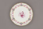 Assiette d'une série de quarante et une (R 510 à 549 bis), image 1/3