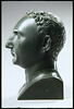 Buste d'homme aux cheveux courts, image 6/9