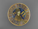 Grand plat rond : buste masculin, image 1/3