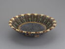 Plat rond en forme de corbeille : le Triomphe de Galatée (?), image 4/4
