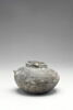 vase, image 2/3
