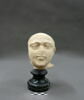statue, image 1/2