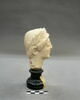 statue, image 3/4