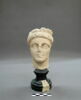 statue, image 1/2