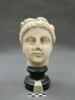 statue, image 1/2
