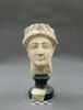 statue, image 1/2