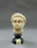statue, image 1/2