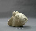 statue, image 3/3