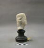 statue, image 2/2