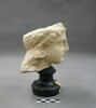 statue, image 3/4