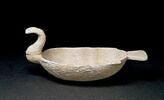 vase ; toilette ; boîte à fard, image 3/3