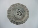 vase, image 2/2