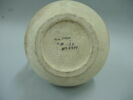 vase, image 2/4