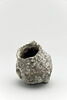 vase, image 2/3