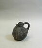 vase, image 3/3