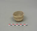 vase, image 2/2