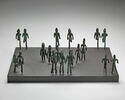 figurine, image 2/5