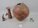 vase, image 2/4