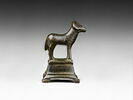 figurine, image 2/4