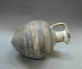 vase, image 1/3