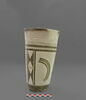 vase, image 8/9