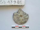 applique ; médaillon, image 2/2