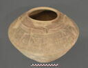 vase, image 2/2