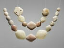 collier ; perle, image 2/2