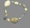 collier ; perle, image 2/2