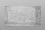 Fragment de dalle funéraire gravée d'une figure de dragon, image 4/4