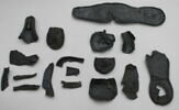 chaussure, fragment ; talon de chaussure, fragment ; semelle de chaussure ; semelle de chaussure, fragment, image 1/2