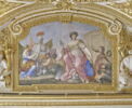 Plafond : Salon de la paix : La Paix mettant le feu à un monceau d'armes (ou la Paix), au dessus de la corniche, côté sud., image 1/5