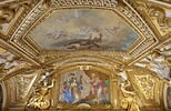 Plafond : Salle des Antonins - Esther et Assuérus, au dessus de la corniche, côté sud,, image 2/4