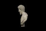 statue, image 3/5