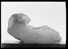statuette, image 2/2