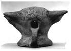 rhyton ; vase plastique, image 5/7