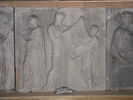 Tirage d'une plaque de la frise est du Parthénon représentant le prêtre recevant le peplos d'Athéna, image 2/2