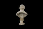 statue, image 3/7