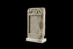 stèle ; inscription, image 1/3