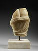 statuette, image 3/3