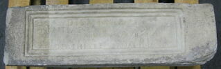 architrave ; inscription, image 2/2