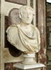 statue, image 3/3