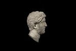 statue, image 4/7