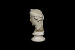 statue, image 2/4