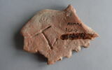 figurine, image 2/2