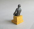 statuette, image 3/3