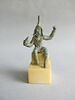 statuette, image 1/2