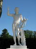 statue, image 2/4