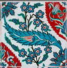 Carreau à décor de mandorles rouges et de feuilles saz bleues, image 2/2