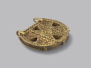 Élément de collier ou pendentif à décor cruciforme, image 3/5